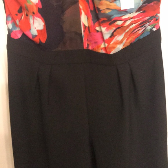 Trina Turk Half Floral Jumpsuit SZ 6 - Picture 7 of 8